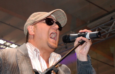 Вася Пряников